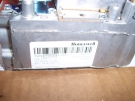 VALVULA DE GAS HONEYWELL VR8605V A1005